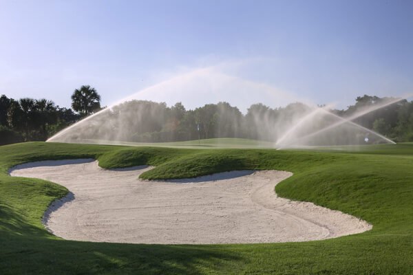Large Osprey Point Golf Course Sprinklers1 600x400 wGzXZH