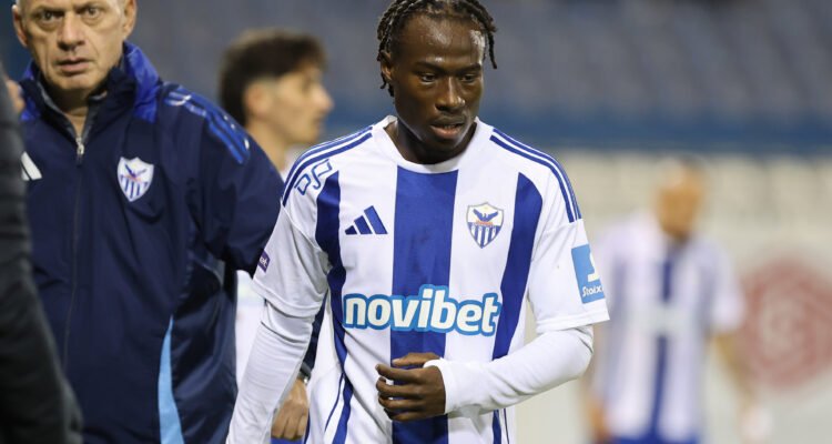 Πλήγμα με Ντιόν στην Ανόρθωση