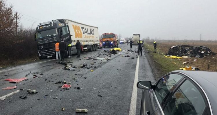 accident lugojel sase morti ti 151810