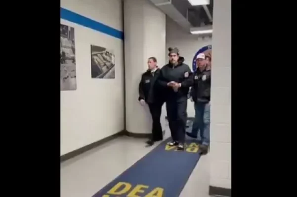 maduro11 640x4261 1 601x400 qFF3z0