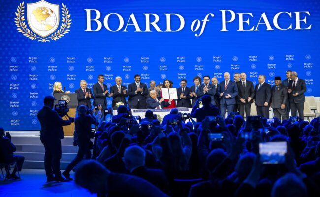 simvoulio eirinis tramp 650x400 7O4WG5