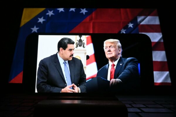 trump maduro1 600x400 THWONk