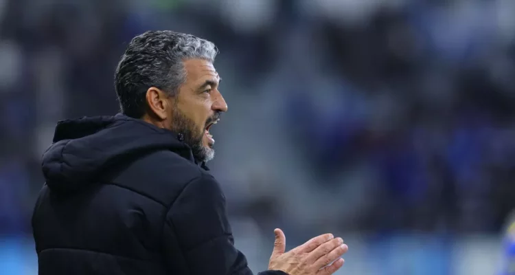 &Mu;ό&nu;&omicron;&hellip; έ&tau;&sigma;&iota;!