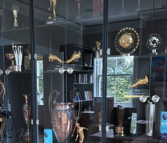 Η τροπαιοθήκη του Σαλάχ που άφησε άφωνο τον Κέρκεζ