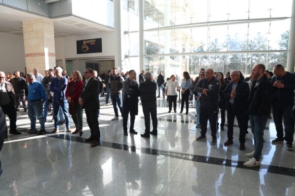 ahk 1 600x400 QFS6aW