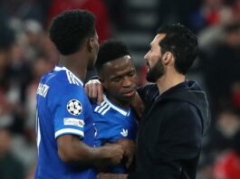 Ο Αρμπελόα και η Ρεάλ στο πλευρό του Βινίσιους: «Όποτε μας πει, φεύγουμε από το γήπεδο»!