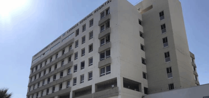 nosokomeiolarnakas 700x329 r2WL8q