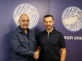 Επέκταση συμβολαίου του Απόστολου Μάντζιου