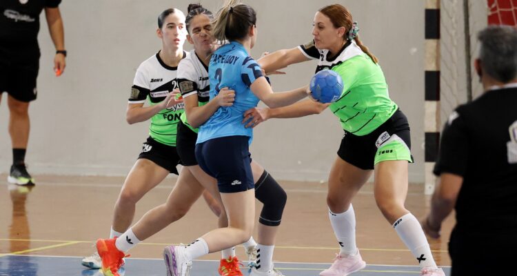 &Alpha;&rho;&chi;ί&zeta;&epsilon;&iota; &tau;&omicron; &Kappa;ύ&pi;&epsilon;&lambda;&lambda;&omicron; Allwyn &Gamma;&upsilon;&nu;&alpha;&iota;&kappa;ώ&nu;