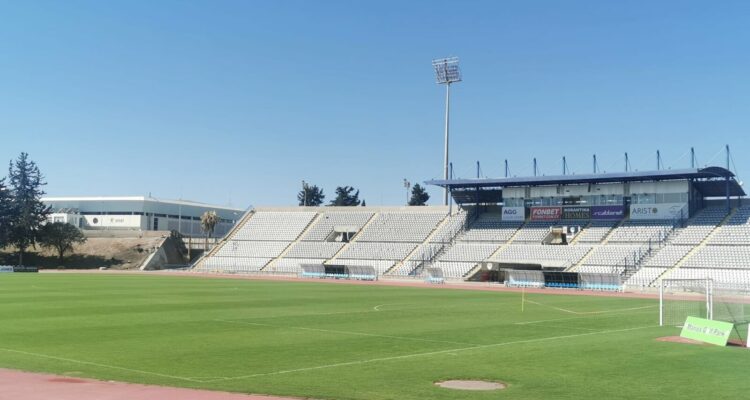 &Omicron;&iota; &epsilon;&nu;&tau;&epsilon;&kappa;ά&delta;&epsilon;&sigmaf; &sigma;&tau;&omicron; &Alpha;&kappa;&rho;ί&tau;&alpha;&sigmaf; &Chi;&lambda;ώ&rho;&alpha;&kappa;&alpha;&sigmaf; &ndash; Krasava ENY