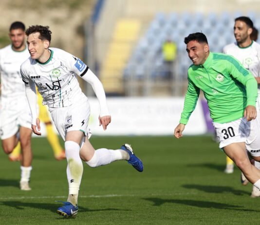 Θέλει τους βαθμούς