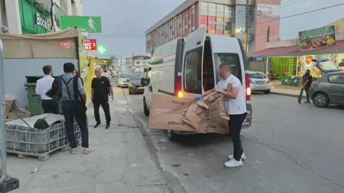 larnaca kyria 1536x8641 1 700x394 LwULqp