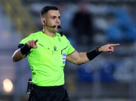 Ο Μενέλαος Αντωνίου και οι… ξένοι