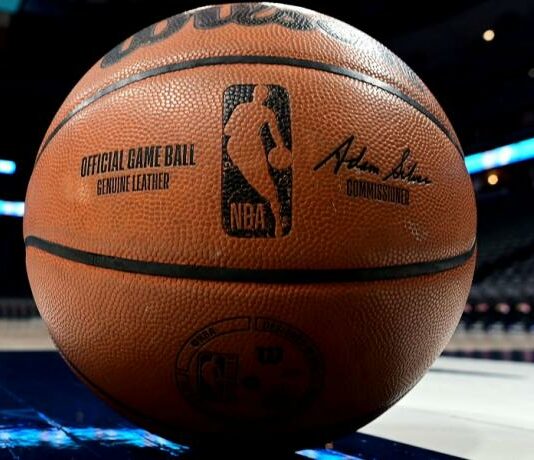 Διασυρμός για τους Μπακς