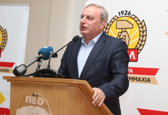 stefanou 2 582x400 0T7gpI