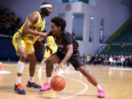 Έναρξη στην ημιτελική φάση στην καλαθόσφαιρα