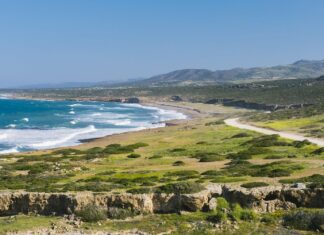 Ψαράς εντόπισε πτώμα στον Ακάμα