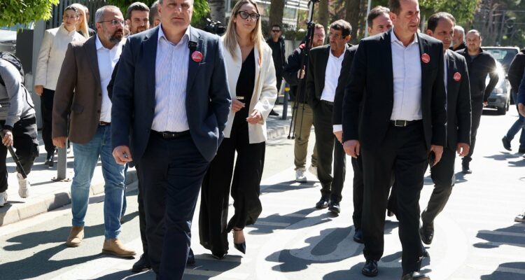 akelekpoiiseisvouli 7 oAZXy2