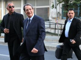 Καταγγελίες-σοκ για ανίερη αδελφότητα και το «μαύρο βαν»