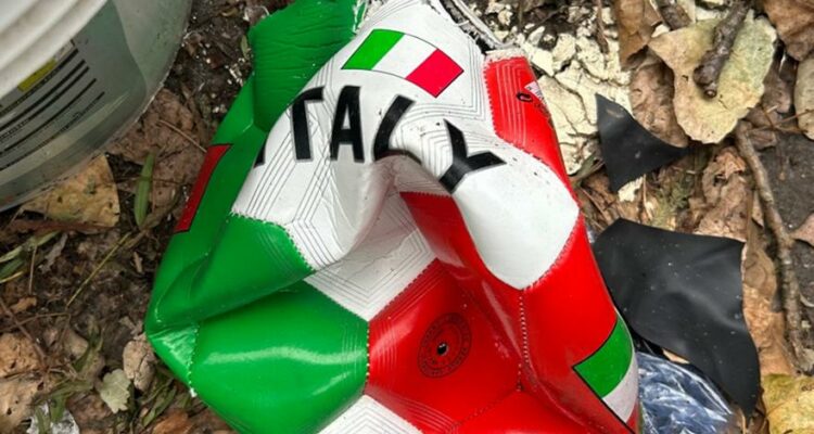 ap26091243121949 195809