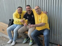 Μπυρίτσα στο pregame για ΑΕΛίστες και…. Παφίτη