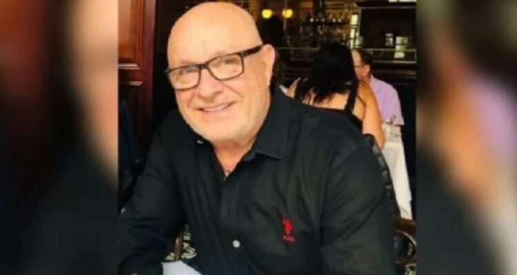 simon aikoyt 0 DHiJ4i