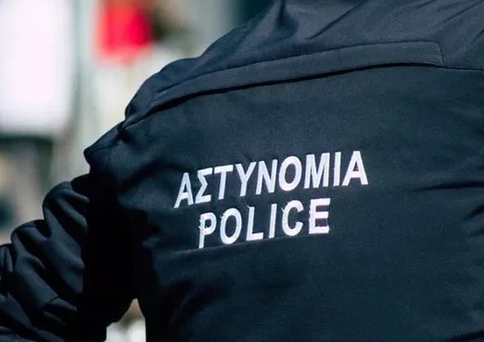 Στο κελί για οκτώ μέρες ο αστυνομικός για την υπόθεση οργανωμένου εγκλήματος