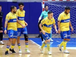Το ΑΠΟΕΛ «αγκαλιά» με τον τίτλο στο Futsal