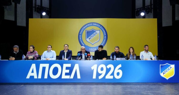 apoel zivanaris