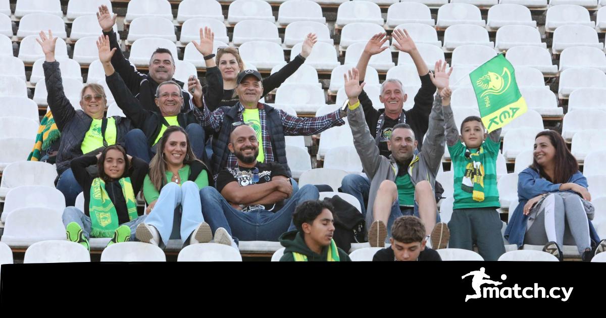 Η προσέλευση στο «Παρτιζάνα»