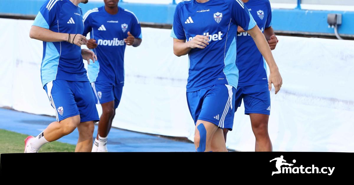 Φιλική τριάρα της Ανόρθωσης επί του Σπάρτακου