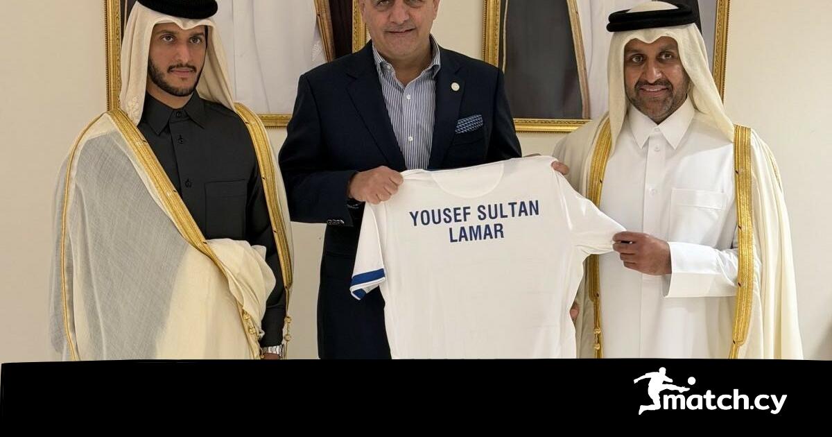 Η φανέλα της Εθνικής… και στο Κατάρ!