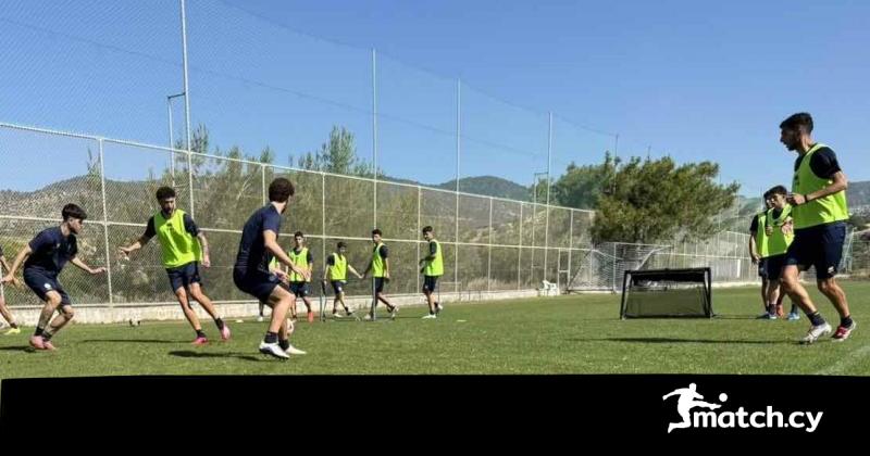 Εθνική Ελπίδων: Αποστολή στο Μαυροβούνιο για φιλικό παιχνίδι την ερχόμενη Παρασκευή Εθνική Ελπίδων: Αποστολή στο Μαυροβούνιο για φιλικό παιχνίδι την ερχόμενη Παρασκευή